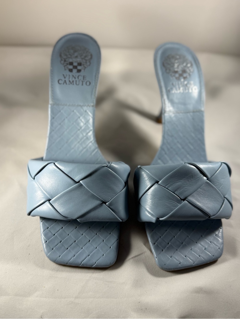 Vince Camuto BRELANIE WOVEN MULE
Cerulean Blue